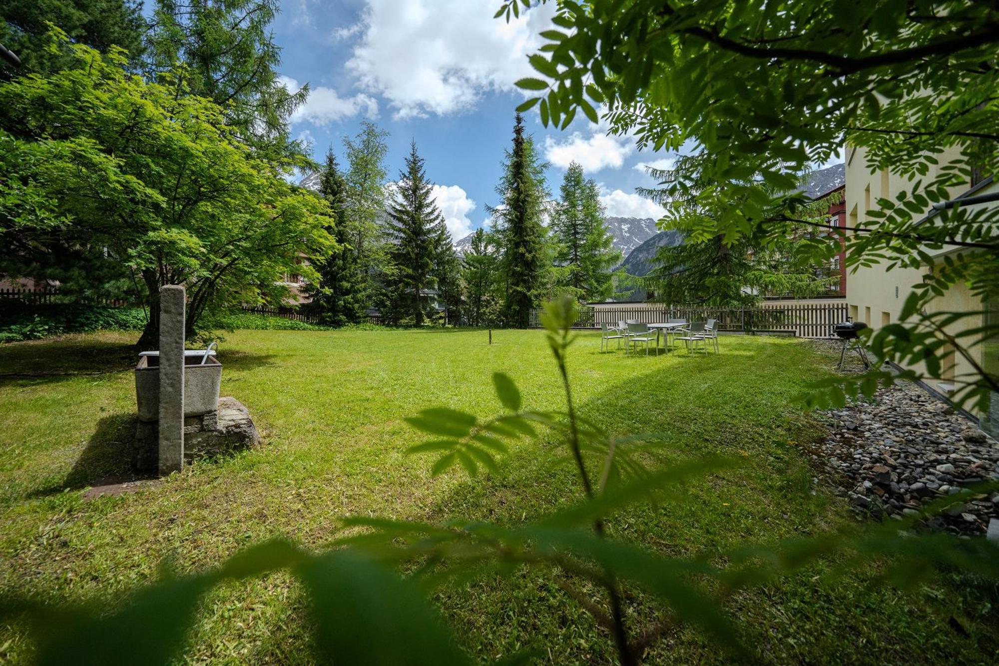 Haus Padrun 3 By Arosa Vacations Apartment Exterior photo